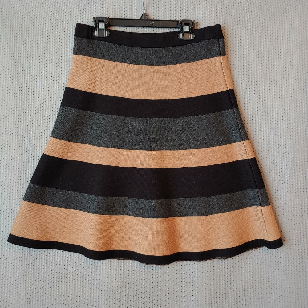 Spense Black and Tan Striped Skirt